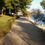Carija 아파트 트로기르