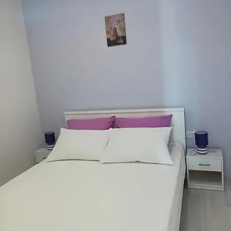 Carija * Τρογκίρ